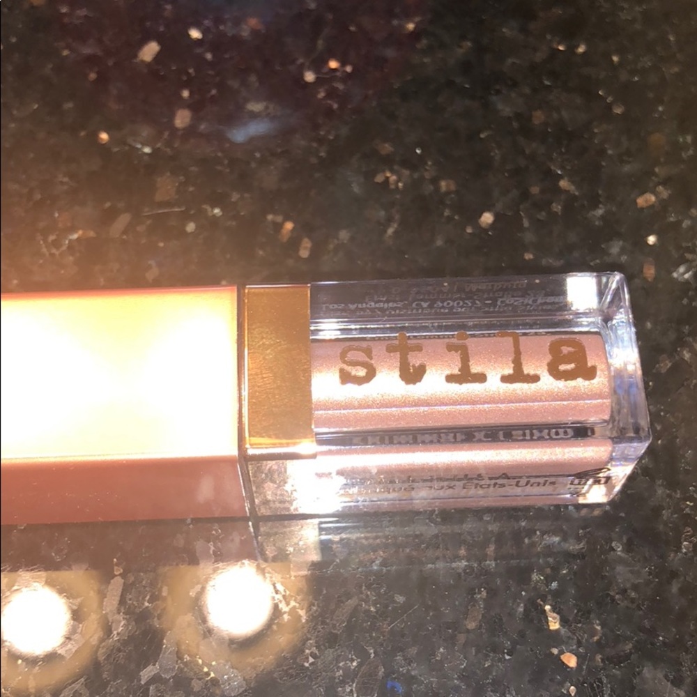 New Stila Kitten Eyeshadow